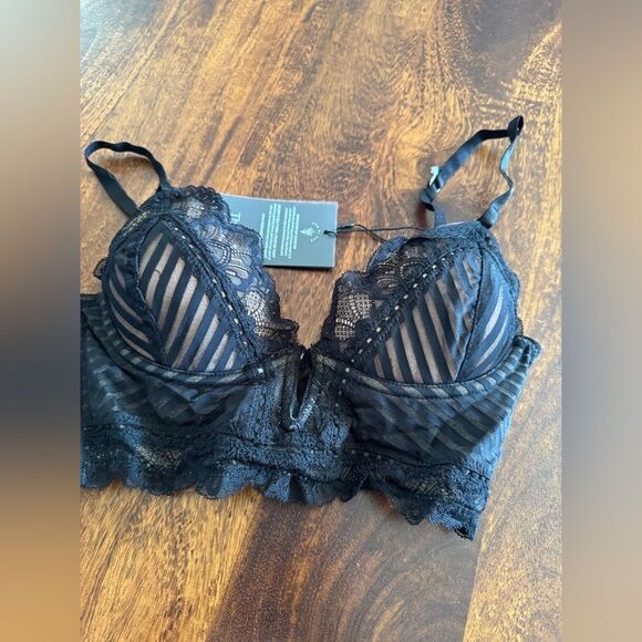 Thistle and Spire Chelsea Chevron Bustier - Picture 6 of 6